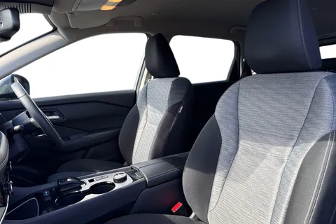 DG74CLV Nissan X-Trail 1.5 h e-POWER N-Connecta Auto e-4ORCE Euro 6 (s/s) 5dr Thumbnail #17