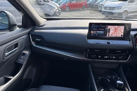 DG74CLV Nissan X-Trail 1.5 h e-POWER N-Connecta Auto e-4ORCE Euro 6 (s/s) 5dr Thumbnail #21