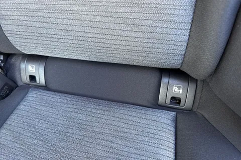 DG74CLV Nissan X-Trail 1.5 h e-POWER N-Connecta Auto e-4ORCE Euro 6 (s/s) 5dr Thumbnail #37