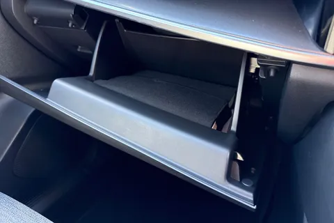 DG74CLV Nissan X-Trail 1.5 h e-POWER N-Connecta Auto e-4ORCE Euro 6 (s/s) 5dr Thumbnail #44