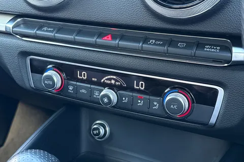 GF19HCK Audi A3 1.5 TFSI CoD 35 Black Edition Sportback S Tronic Euro 6 (s/s) 5dr Thumbnail #20