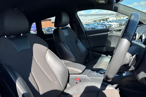 GF19HCK Audi A3 1.5 TFSI CoD 35 Black Edition Sportback S Tronic Euro 6 (s/s) 5dr Thumbnail #22