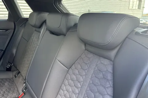 DT75AAF Audi RS 3 RS 3 Sportback Carbon Vorsprung 400 PS S tronic Thumbnail #19