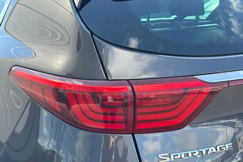 SC66PCU Kia Sportage 1.7 CRDi ISG 3 5dr Thumbnail #8