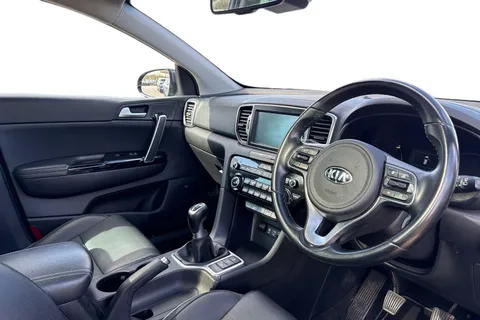 SC66PCU Kia Sportage 1.7 CRDi ISG 3 5dr Thumbnail #14