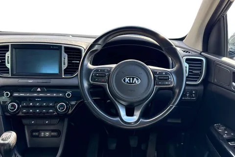 SC66PCU Kia Sportage 1.7 CRDi ISG 3 5dr Thumbnail #18