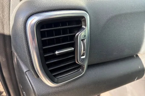 SC66PCU Kia Sportage 1.7 CRDi ISG 3 5dr Thumbnail #39