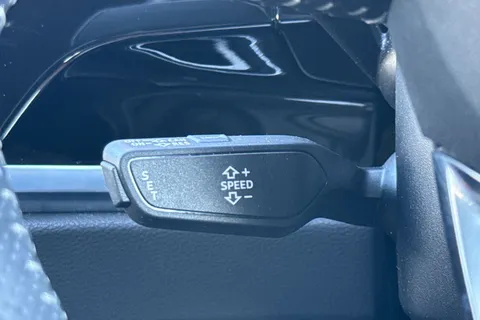 BP20OVL Audi Q3 2.0 TFSI 45 S line S Tronic quattro Euro 6 (s/s) 5dr Thumbnail #42