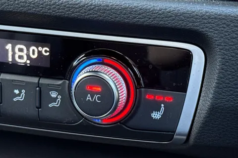 BP20OVL Audi Q3 2.0 TFSI 45 S line S Tronic quattro Euro 6 (s/s) 5dr Thumbnail #50