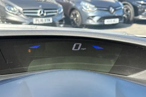 19 of 50 for Honda Civic 1.8 i-VTEC SE Plus Euro 5 (s/s) 5dr