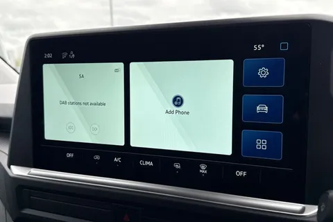 MF26EOV Volkswagen Transporter SWB 150PS AUTO Thumbnail #12