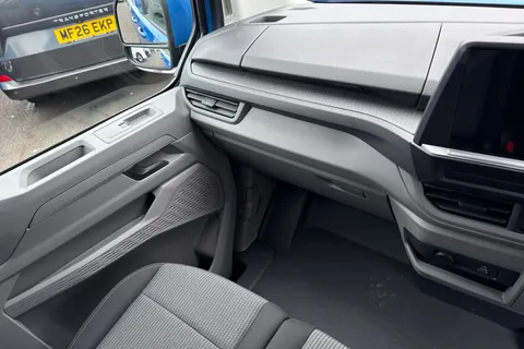 MF26EOV Volkswagen Transporter SWB 150PS AUTO Thumbnail #15