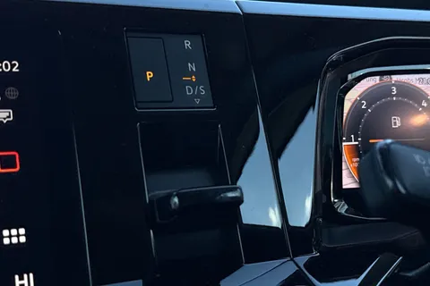 DA26EZL Volkswagen California Ocean T7 SWB 150 PS DSG - 19' Wheels /Tow Package Thumbnail #48