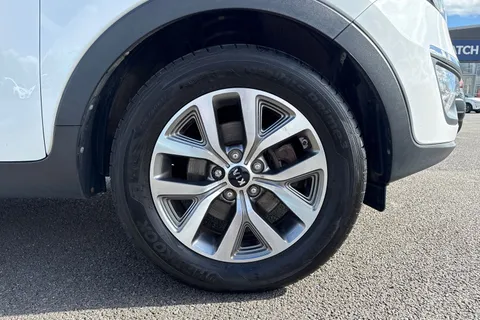 10 of 67 for Kia Sportage 1.6 GDi EcoDynamics Axis Edition 2WD Euro 6 (s/s) 5dr