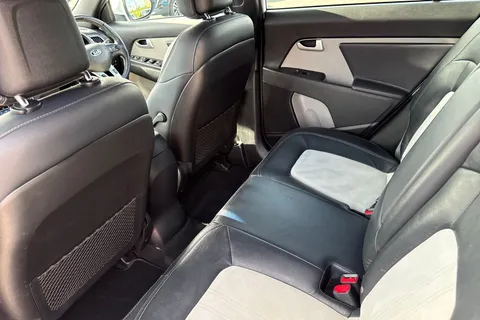 32 of 67 for Kia Sportage 1.6 GDi EcoDynamics Axis Edition 2WD Euro 6 (s/s) 5dr