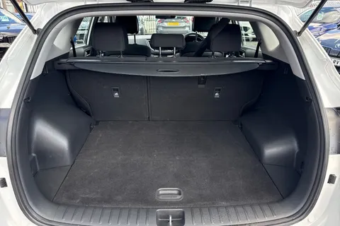 EO18FLM Hyundai Tucson 1.6 GDi Blue Drive SE 5dr 2WD Thumbnail #9