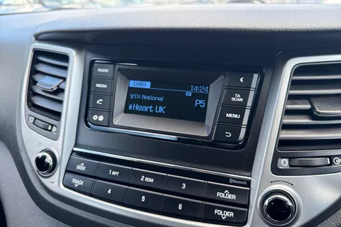 EO18FLM Hyundai Tucson 1.6 GDi Blue Drive SE 5dr 2WD Thumbnail #11