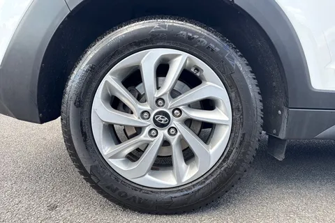 EO18FLM Hyundai Tucson 1.6 GDi Blue Drive SE 5dr 2WD Thumbnail #22