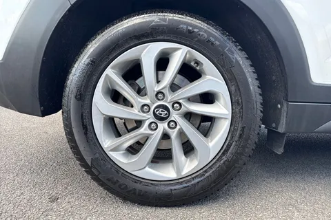 EO18FLM Hyundai Tucson 1.6 GDi Blue Drive SE 5dr 2WD Thumbnail #23