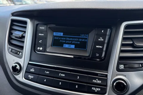 EO18FLM Hyundai Tucson 1.6 GDi Blue Drive SE 5dr 2WD Thumbnail #30