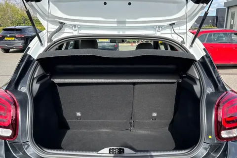 CY71NKK Citroën C3 1.2 PureTech Shine Plus Euro 6 (s/s) 5dr Thumbnail #8