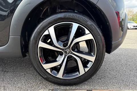 CY71NKK Citroën C3 1.2 PureTech Shine Plus Euro 6 (s/s) 5dr Thumbnail #14