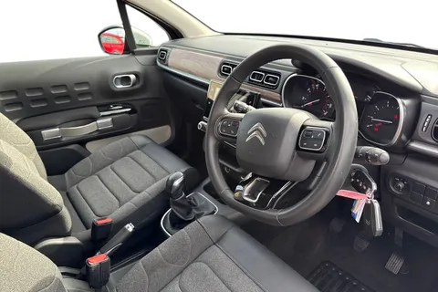 CY71NKK Citroën C3 1.2 PureTech Shine Plus Euro 6 (s/s) 5dr Thumbnail #15
