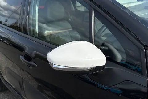 CY71NKK Citroën C3 1.2 PureTech Shine Plus Euro 6 (s/s) 5dr Thumbnail #29