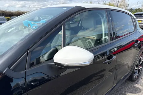 CY71NKK Citroën C3 1.2 PureTech Shine Plus Euro 6 (s/s) 5dr Thumbnail #30