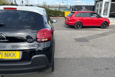 CY71NKK Citroën C3 1.2 PureTech Shine Plus Euro 6 (s/s) 5dr Thumbnail #35