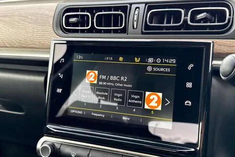 CY71NKK Citroën C3 1.2 PureTech Shine Plus Euro 6 (s/s) 5dr Thumbnail #44