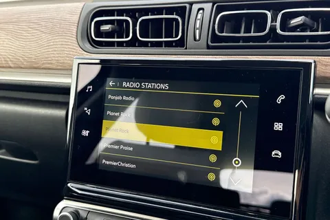 CY71NKK Citroën C3 1.2 PureTech Shine Plus Euro 6 (s/s) 5dr Thumbnail #45