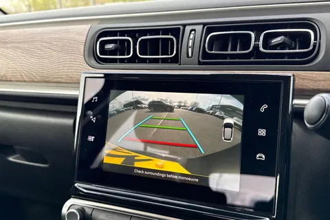 CY71NKK Citroën C3 1.2 PureTech Shine Plus Euro 6 (s/s) 5dr Thumbnail #52