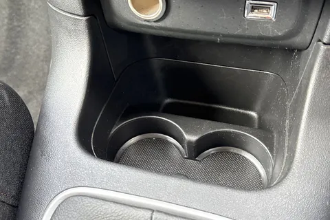 CY71NKK Citroën C3 1.2 PureTech Shine Plus Euro 6 (s/s) 5dr Thumbnail #54