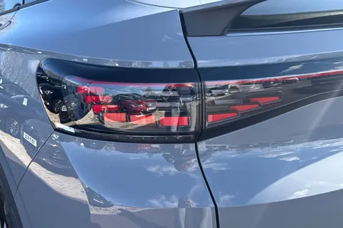 DA25BSU Volkswagen ID.5 128kW Max Pro 77kWh 5dr Auto | Rear Camera | ACC Thumbnail #9
