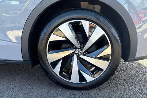 DA25BSU Volkswagen ID.5 128kW Max Pro 77kWh 5dr Auto | Rear Camera | ACC Thumbnail #14