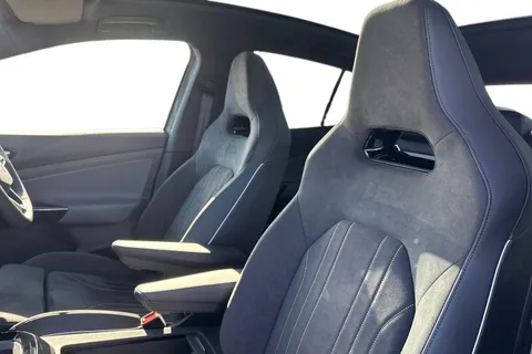 DA25BSU Volkswagen ID.5 128kW Max Pro 77kWh 5dr Auto | Rear Camera | ACC Thumbnail #17