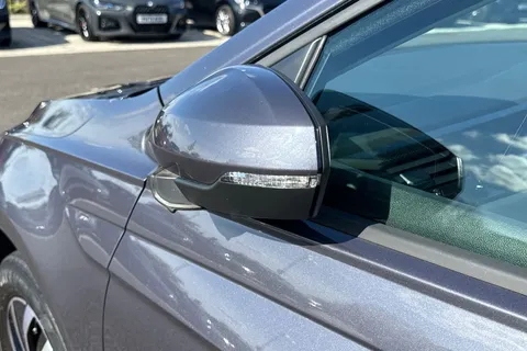 MJ72LNG Volkswagen Polo 1.0 TSI Life 5dr **REAR CAMERA** Thumbnail #25