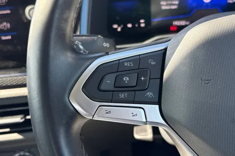 MJ72LNG Volkswagen Polo 1.0 TSI Life 5dr **REAR CAMERA** Thumbnail #29