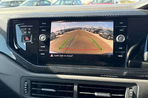 MJ72LNG Volkswagen Polo 1.0 TSI Life 5dr **REAR CAMERA** Thumbnail #35