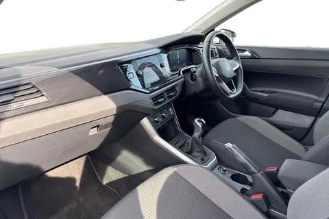 DG71AYY Volkswagen Polo 1.0 TSI Life 5dr Thumbnail #15