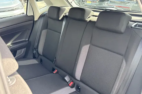 DG71AYY Volkswagen Polo 1.0 TSI Life 5dr Thumbnail #19