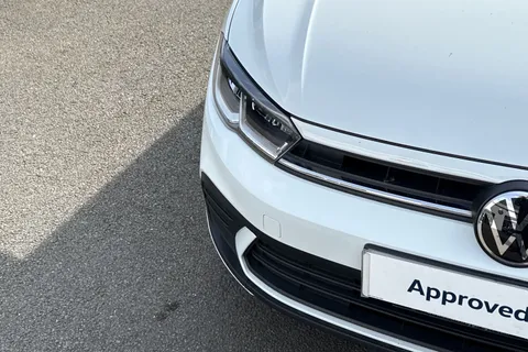 DG71AYY Volkswagen Polo 1.0 TSI Life 5dr Thumbnail #39