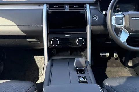 15 of 51 for Land Rover Discovery 3.0 D350 Dynamic HSE 5dr