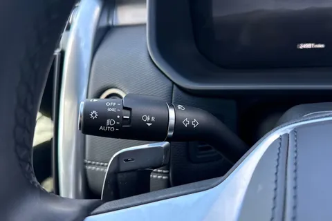 43 of 51 for Land Rover Discovery 3.0 D350 Dynamic HSE 5dr