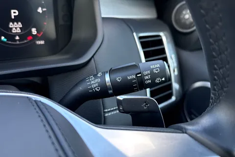 44 of 51 for Land Rover Discovery 3.0 D350 Dynamic HSE 5dr