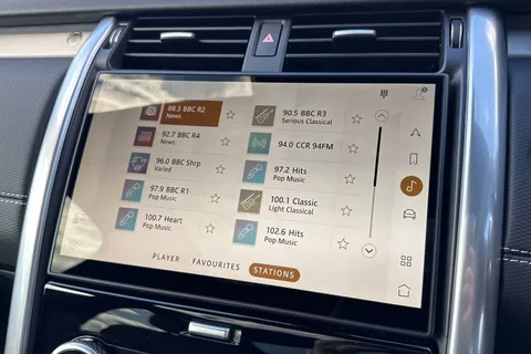 45 of 51 for Land Rover Discovery 3.0 D350 Dynamic HSE 5dr