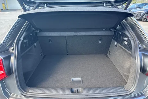 PN23MUU Audi Q2 S line 35 TFSI  150 PS S tronic Thumbnail #8