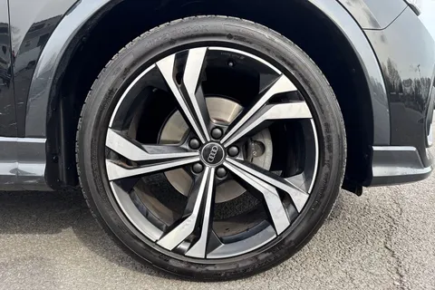 PK24OGV Audi Q3 Black Edition 35 TFSI 150 PS S tronic Thumbnail #10