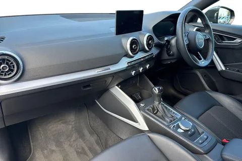 PN23MUU Audi Q2 S line 35 TFSI  150 PS S tronic Thumbnail #16